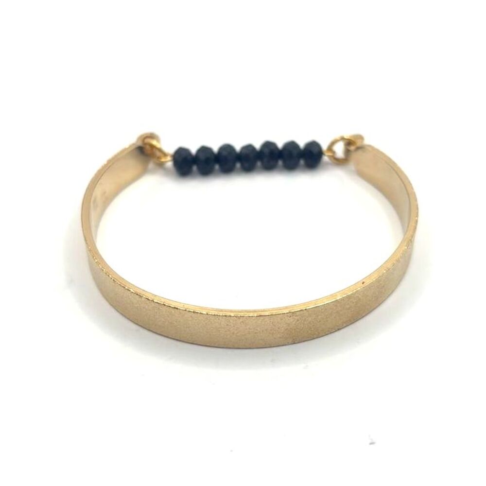 Elegant Gold and Black Beaded Bracelet